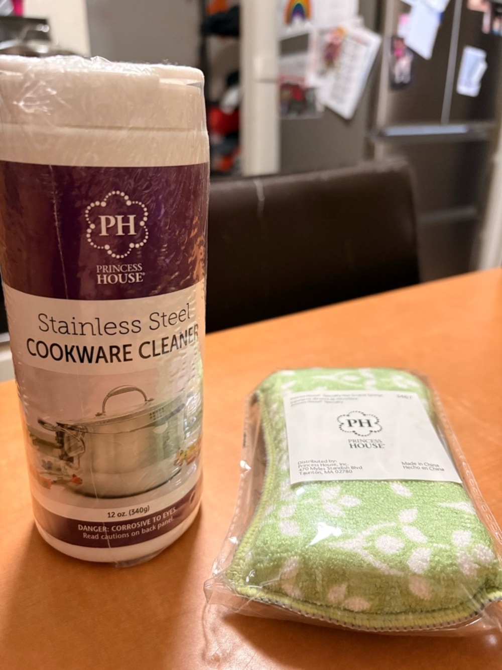 Princess House Stainless Steel Cookware Cleaner with Green Scrub Pad